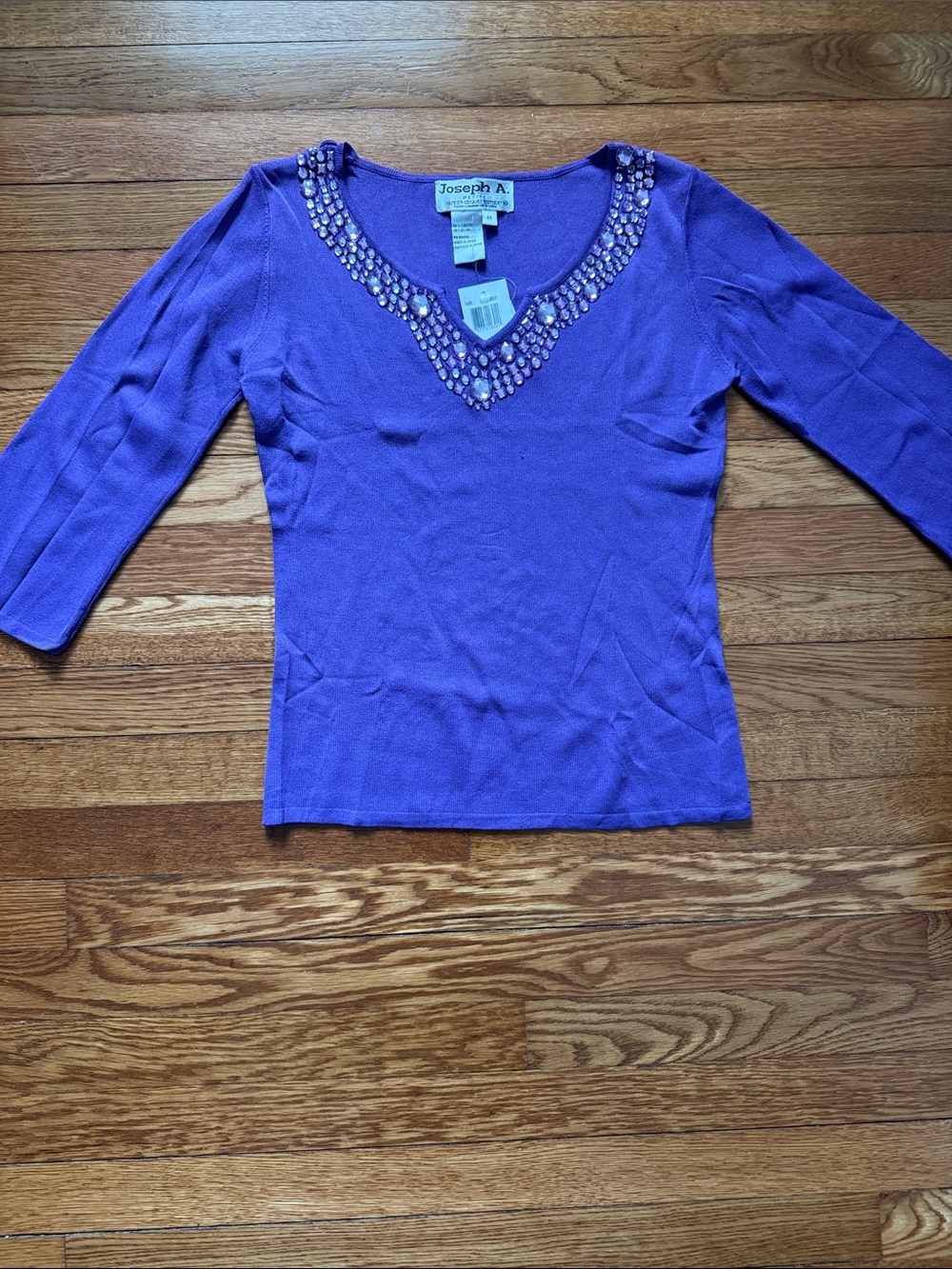 Joseph’s  Purple V-Neck 3/4 Sleeve Sweater with Beaded Neckline